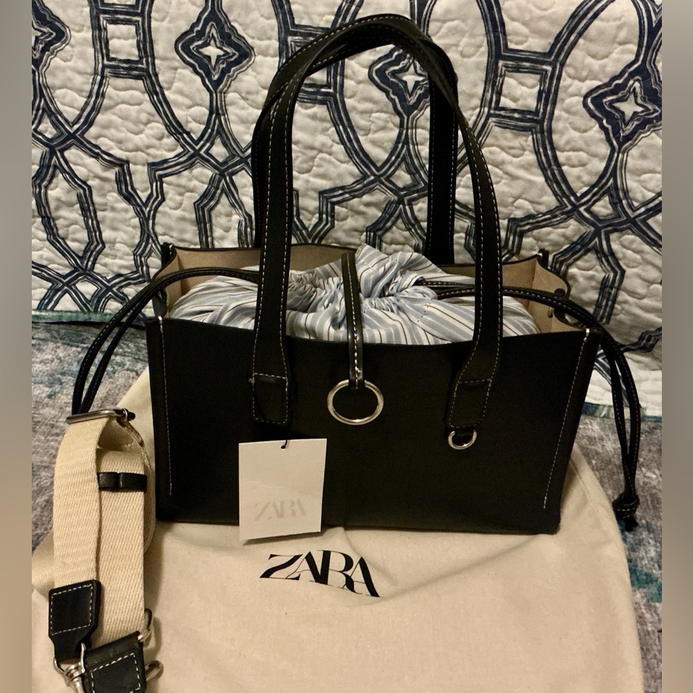 NWT ZARA TOTE BAG DARK BLUE W/REMOVABLE STRIPED POUCH
